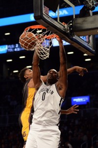 Andray Blatche dunks on the Lakers